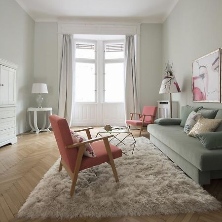 Jettsetter Luxury Apartment By Andrassy Ave & Opera Budapest Room photo